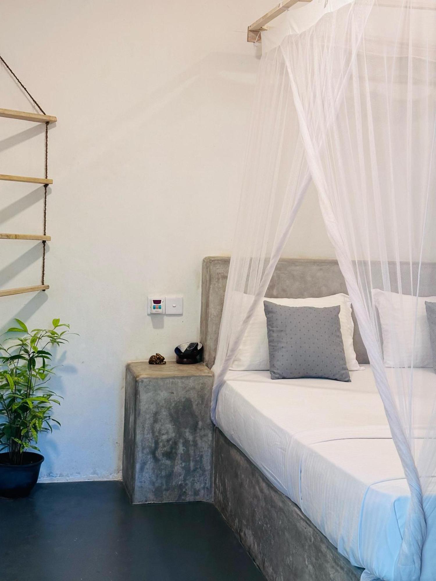 Venora Hiriketiya Bed and Breakfast Zuid-Dikwella Buitenkant foto