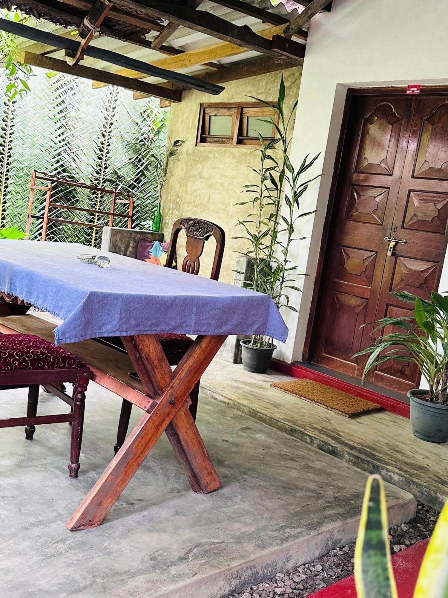 Venora Hiriketiya Bed and Breakfast Zuid-Dikwella Buitenkant foto