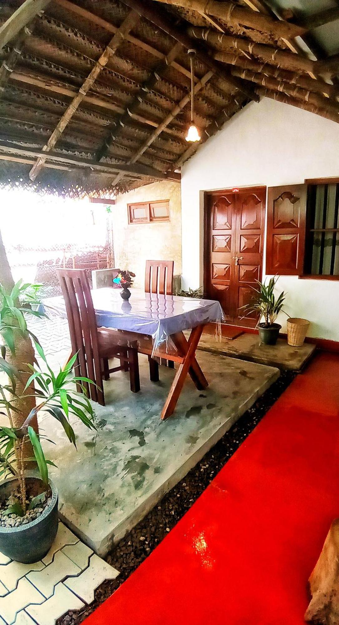 Venora Hiriketiya Bed and Breakfast Zuid-Dikwella Buitenkant foto